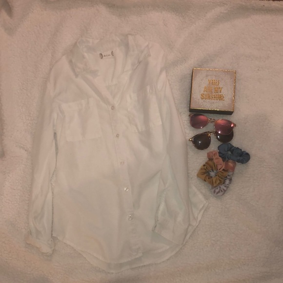 White button down blouse - Picture 1 of 1
